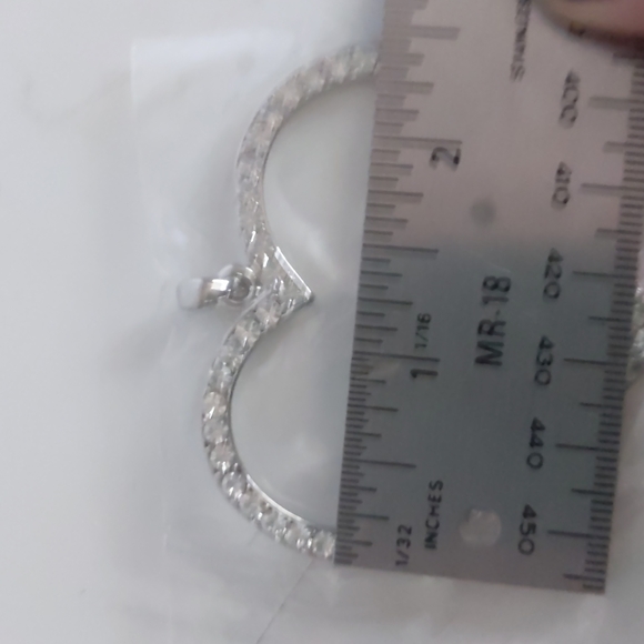 Rhinestone heart pendant - Picture 2 of 3